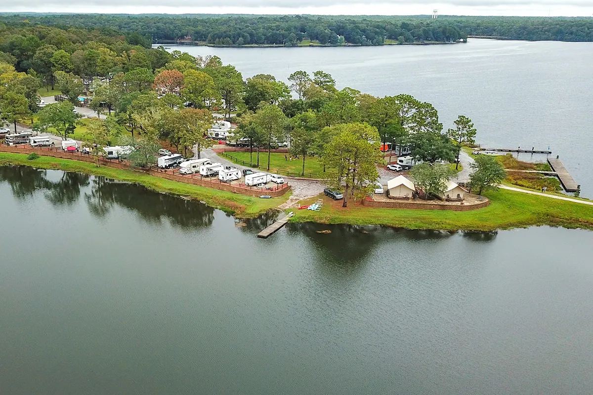 Twin Lakes Camp Resort property